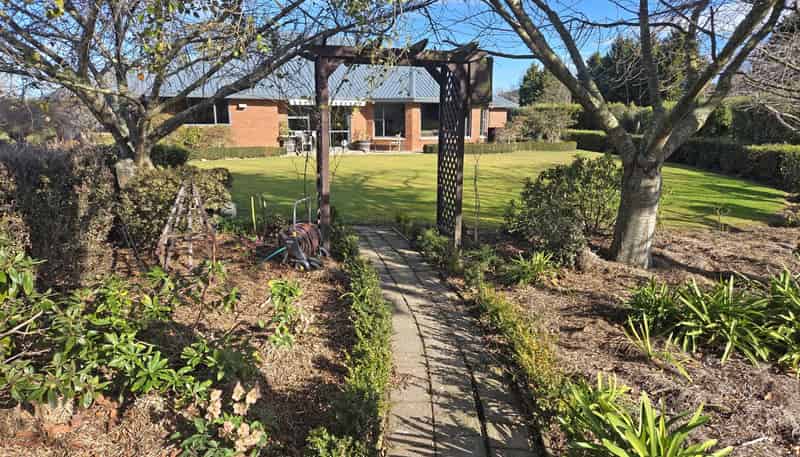 275 Homestead Road, Weston