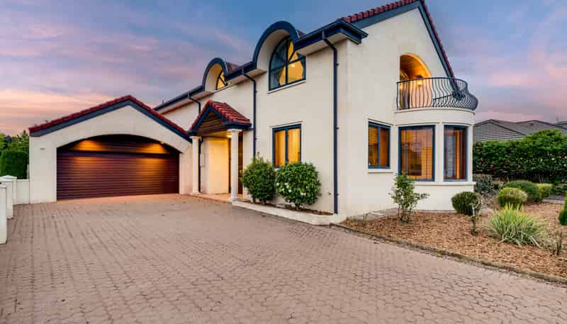 15 Chateau Drive, Burnside
