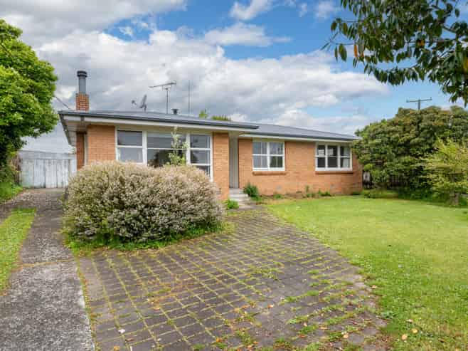 20 Sundown Crescent, Melville