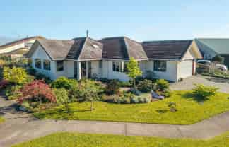 8 Tyree Drive, Stoke
