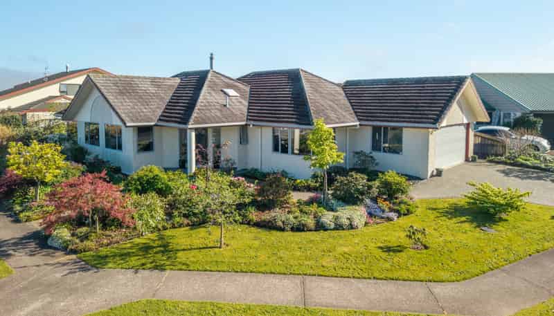 8 Tyree Drive, Stoke