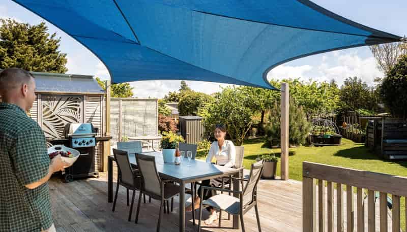 63 Kingswood Road, Brookfield