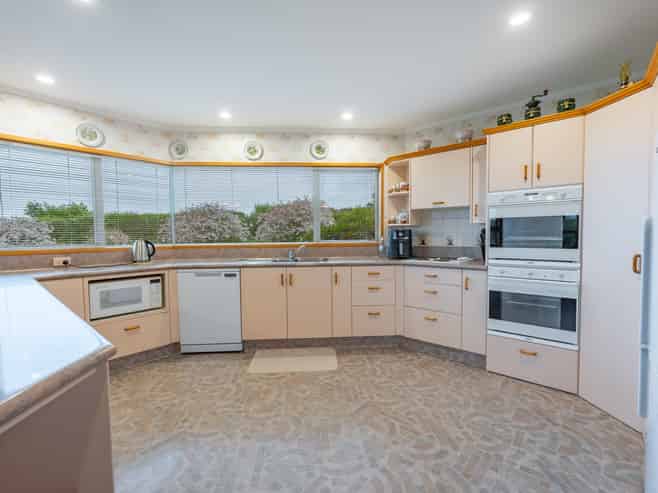 15 Pleasant Point Cave Highway, Pleasant Point