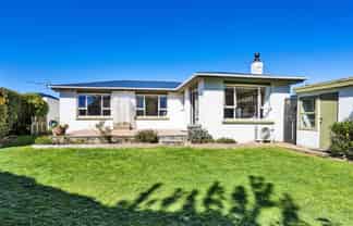 90 Prospect Terrace, Newfield