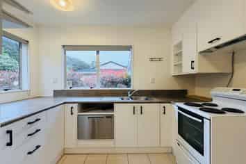 2/21 Amber Grove, Birchville