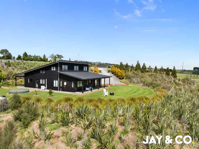 51 Munros Road, Clevedon