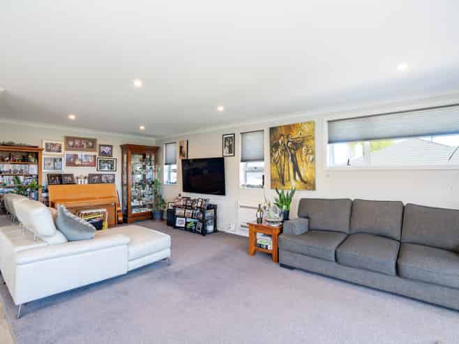 201 Margaret Street, Glengarry