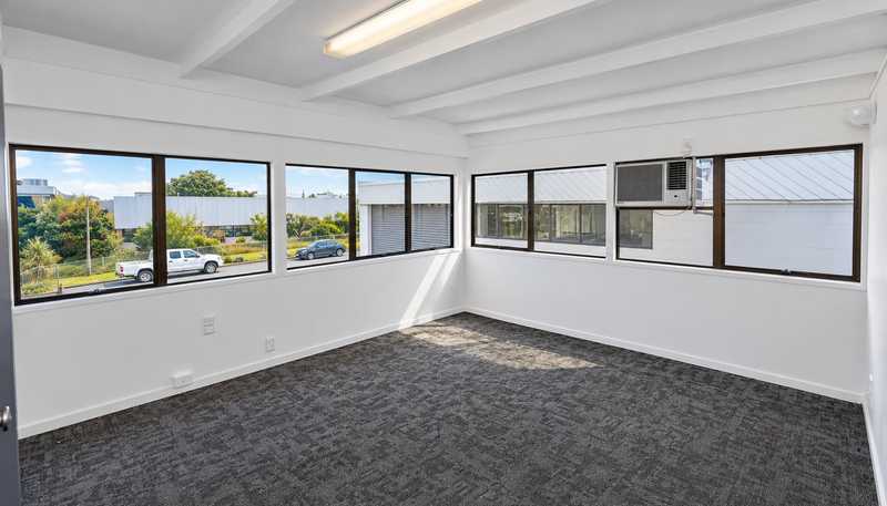 50 Parkway Drive, Rosedale
