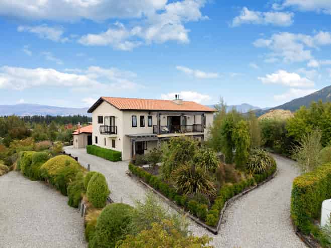 27 Drake Place, Lake Hawea