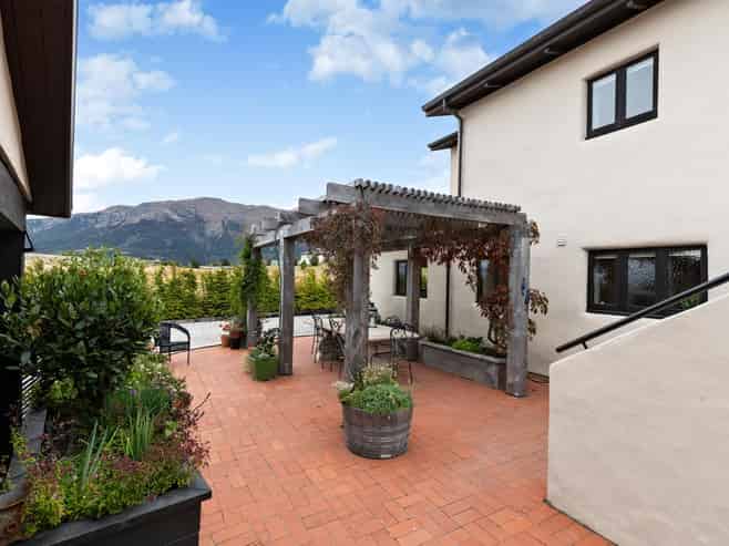 27 Drake Place, Lake Hawea