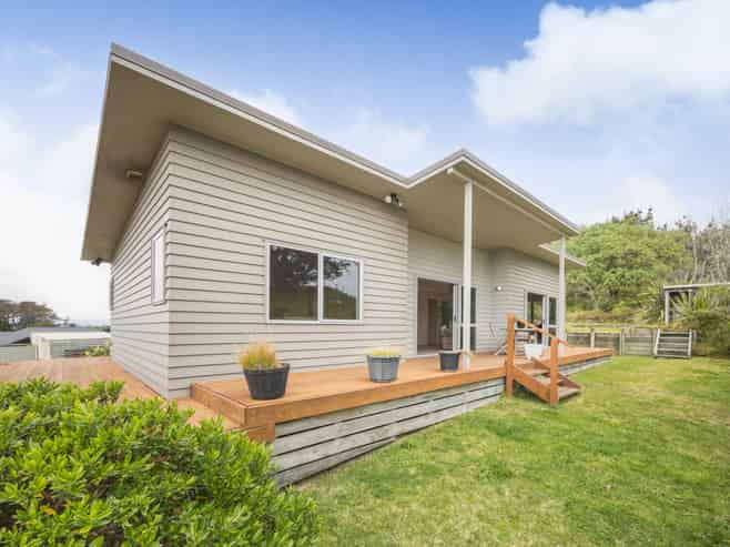 14 Barber Street, Foxton Beach