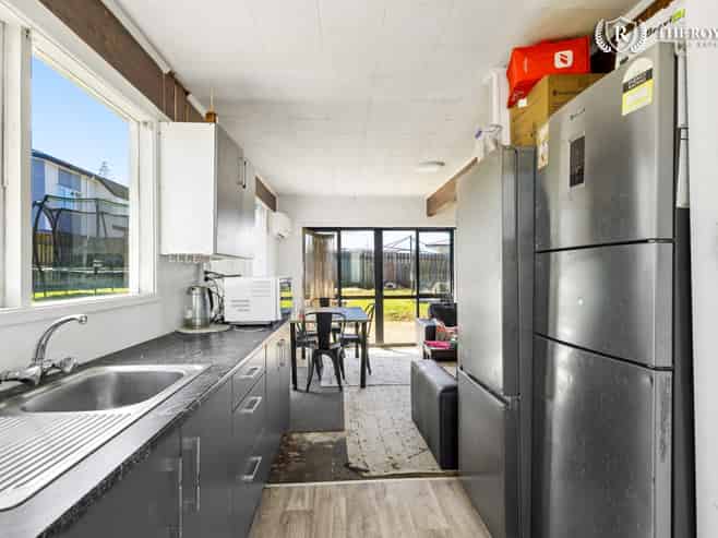 2/17 Quennell Avenue, Favona