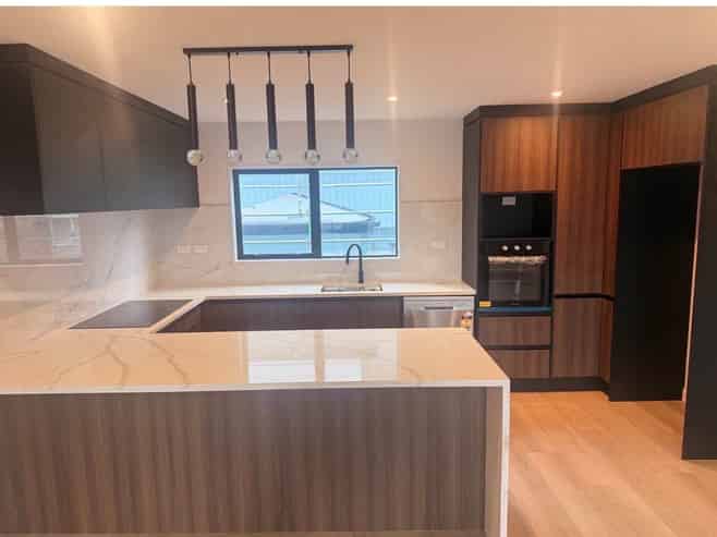 2/17 Peverill Crescent, Papatoetoe