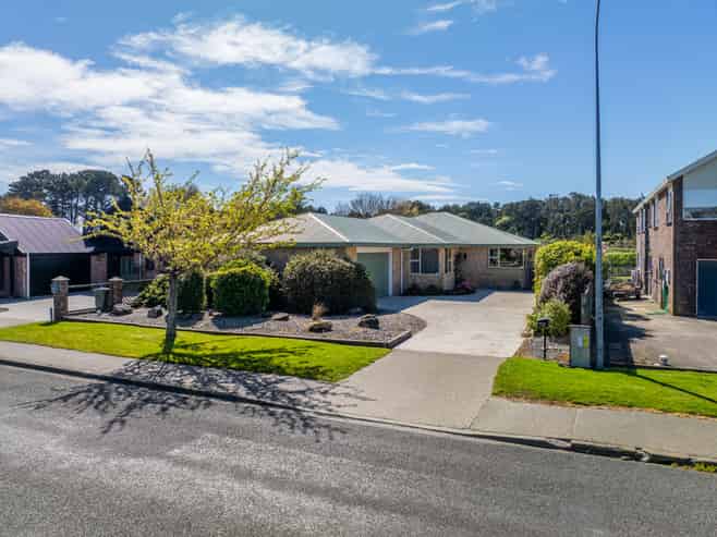 112 Gladstone Terrace, Gladstone