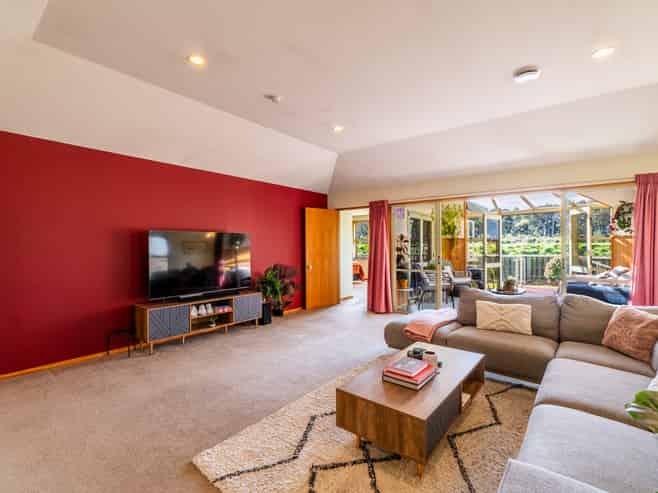 112 Gladstone Terrace, Gladstone