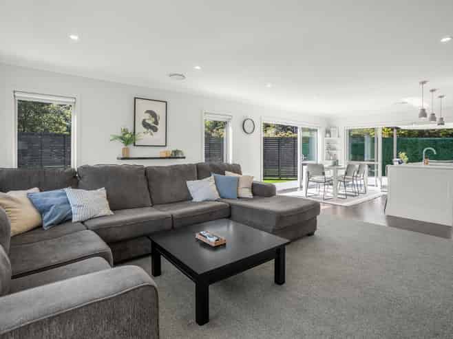 80 Riverstone Drive, Riverstone Terraces
