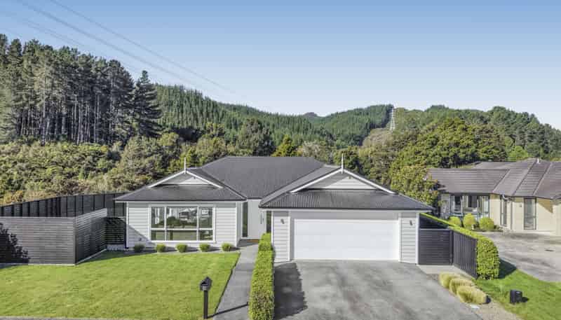 80 Riverstone Drive, Riverstone Terraces