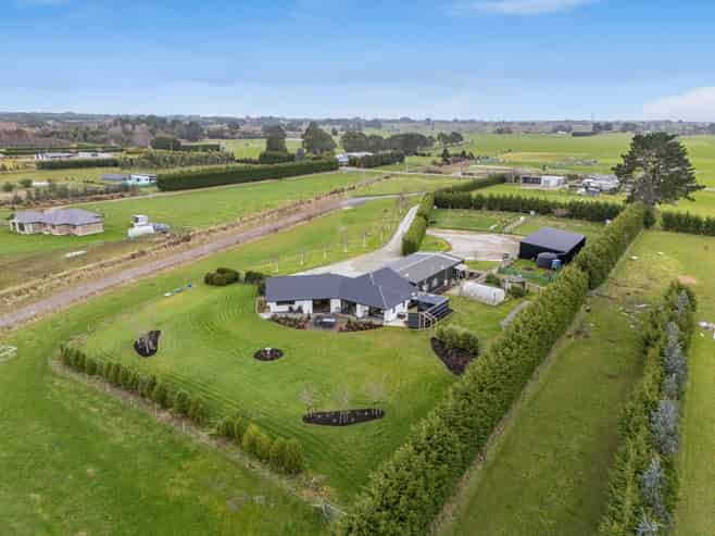 415A Flora Road East, Makarewa