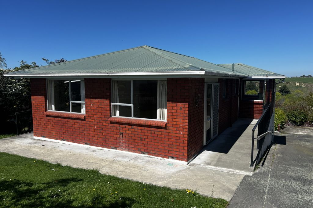 Scenic Reserve Views! 1