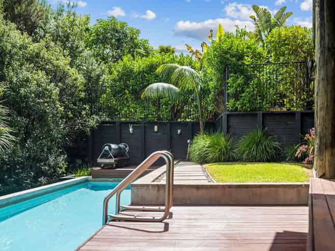 22B Ward Drive, Opua