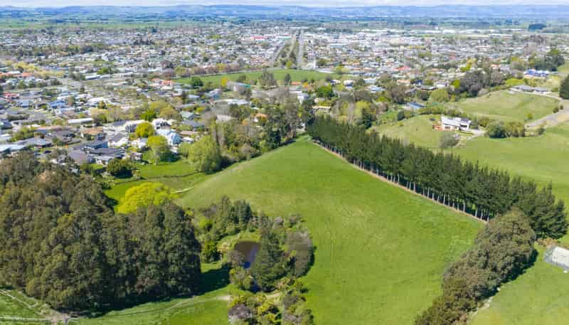 22 Halcombe Road, Feilding