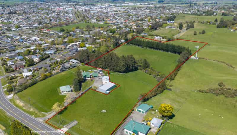 22 Halcombe Road, Feilding