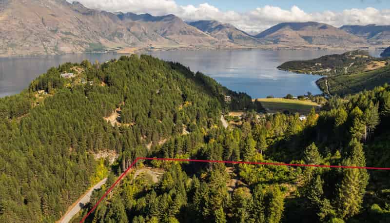624 Glenorchy-Queenstown Road, Closeburn
