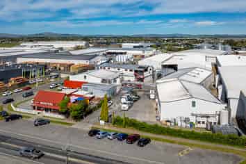 Omahu Industrial – Warehouse & Yard