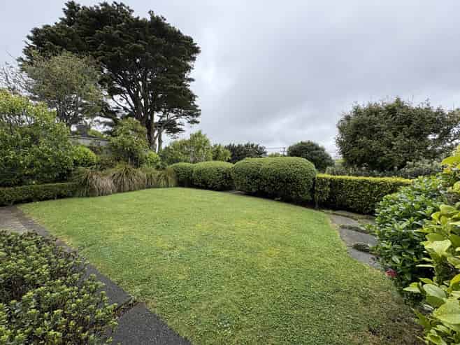 22 Rowan Road, Epsom