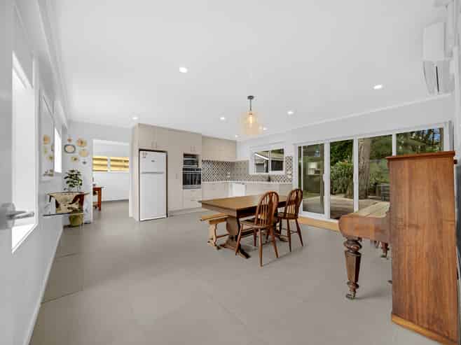 67 David Avenue, Hillpark