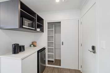 159 Unsworth Drive, Rosedale