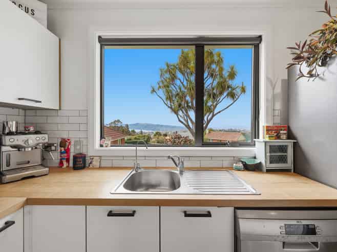 8 Ellersley Street, Halfway Bush