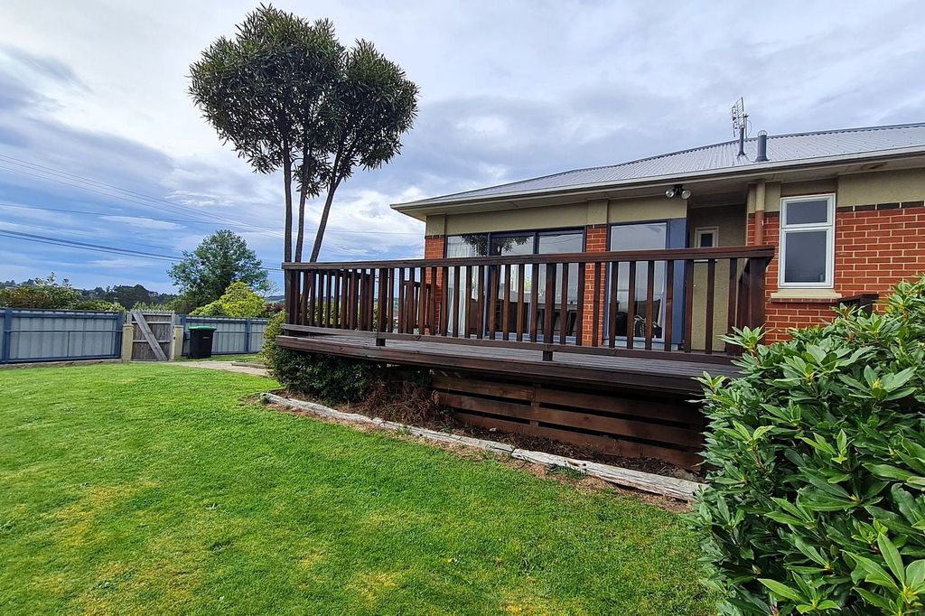 Inviting Home with Views and All-Day Sun 1