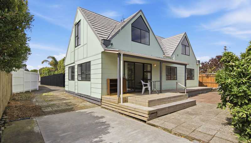 2/1471 Great North Road, Waterview