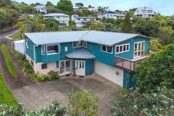 12 Kotanui Avenue, Army Bay