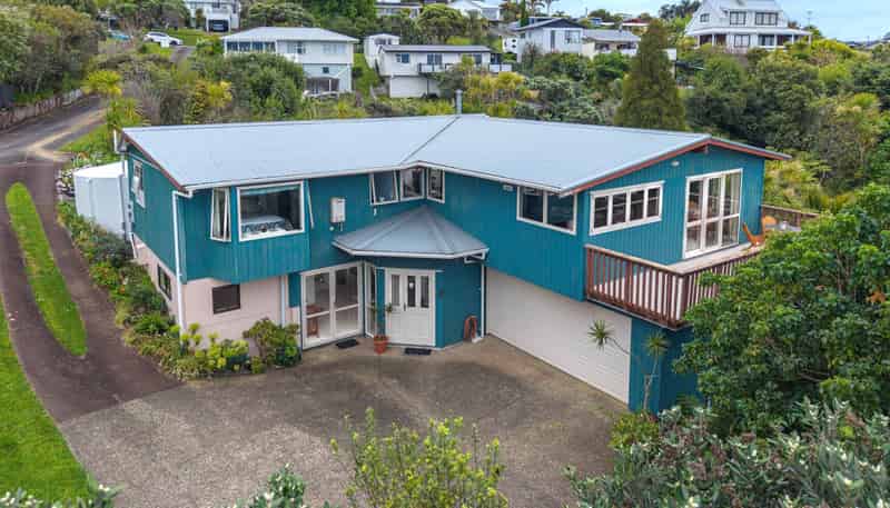 12 Kotanui Avenue, Army Bay