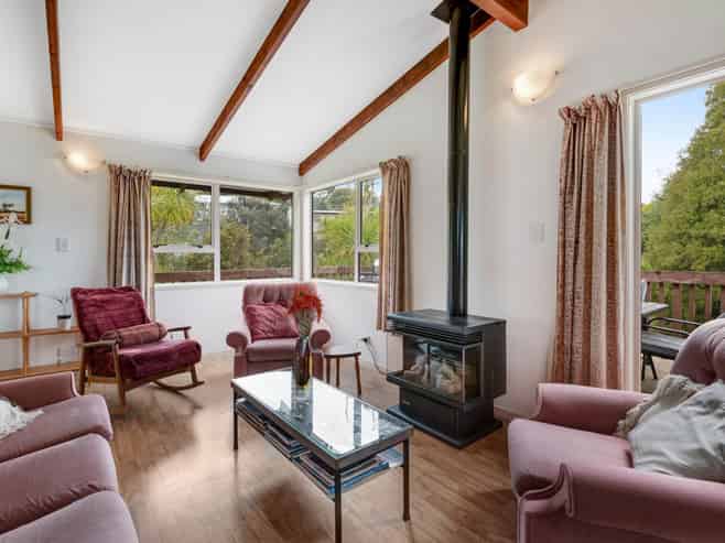 12 Kotanui Avenue, Army Bay