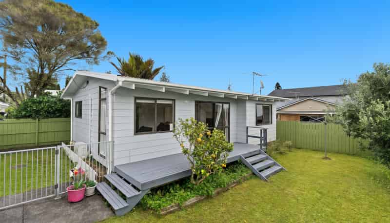 3/399 West Coast Road, Glen Eden