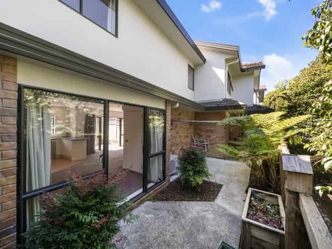 17/2 Arawa Street, New Lynn