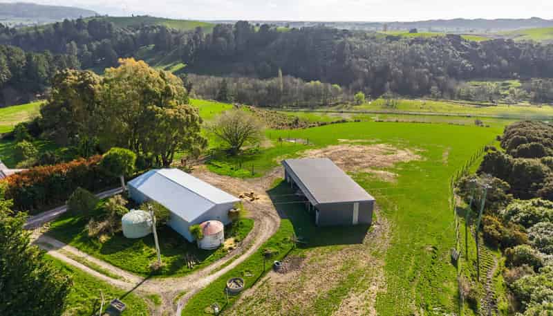 146 Woodside Road, Pleasant Valley