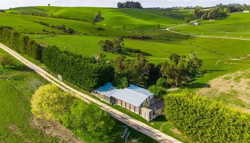 146 Woodside Road, Pleasant Valley
