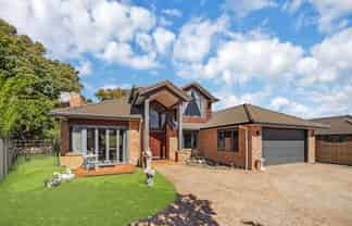 36 Lothian Brae, Wattle Downs