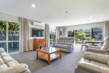 37 Holland Street, Glenholme