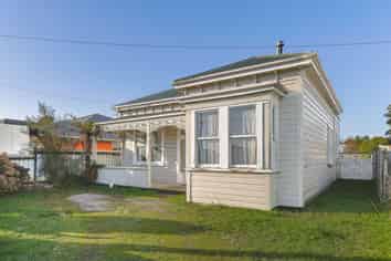 83 Derby Street, Westport