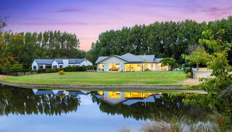 54 Mapleham Drive, Pegasus