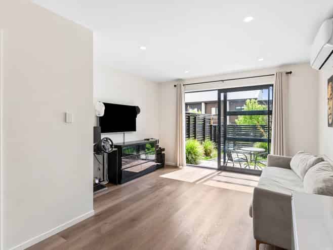11 Selo Street, Glen Eden