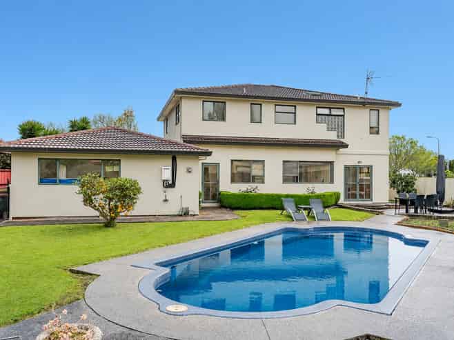 83 Harrowfield Drive, Harrowfield