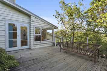 29A Acheron Road, Paremata