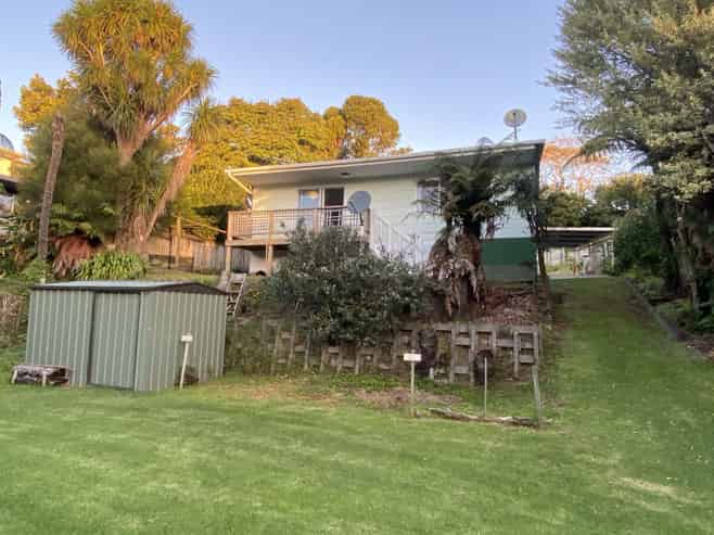 2/57 Fernleigh Street, Gore Surrounds