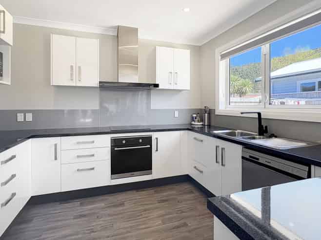 B/28 Stockdale Street, Wainuiomata